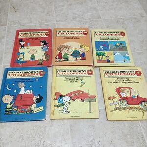 Vintage 1980 Charlie Brown Encyclopedia